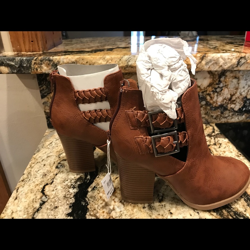 Booties - Picture 3 of 5